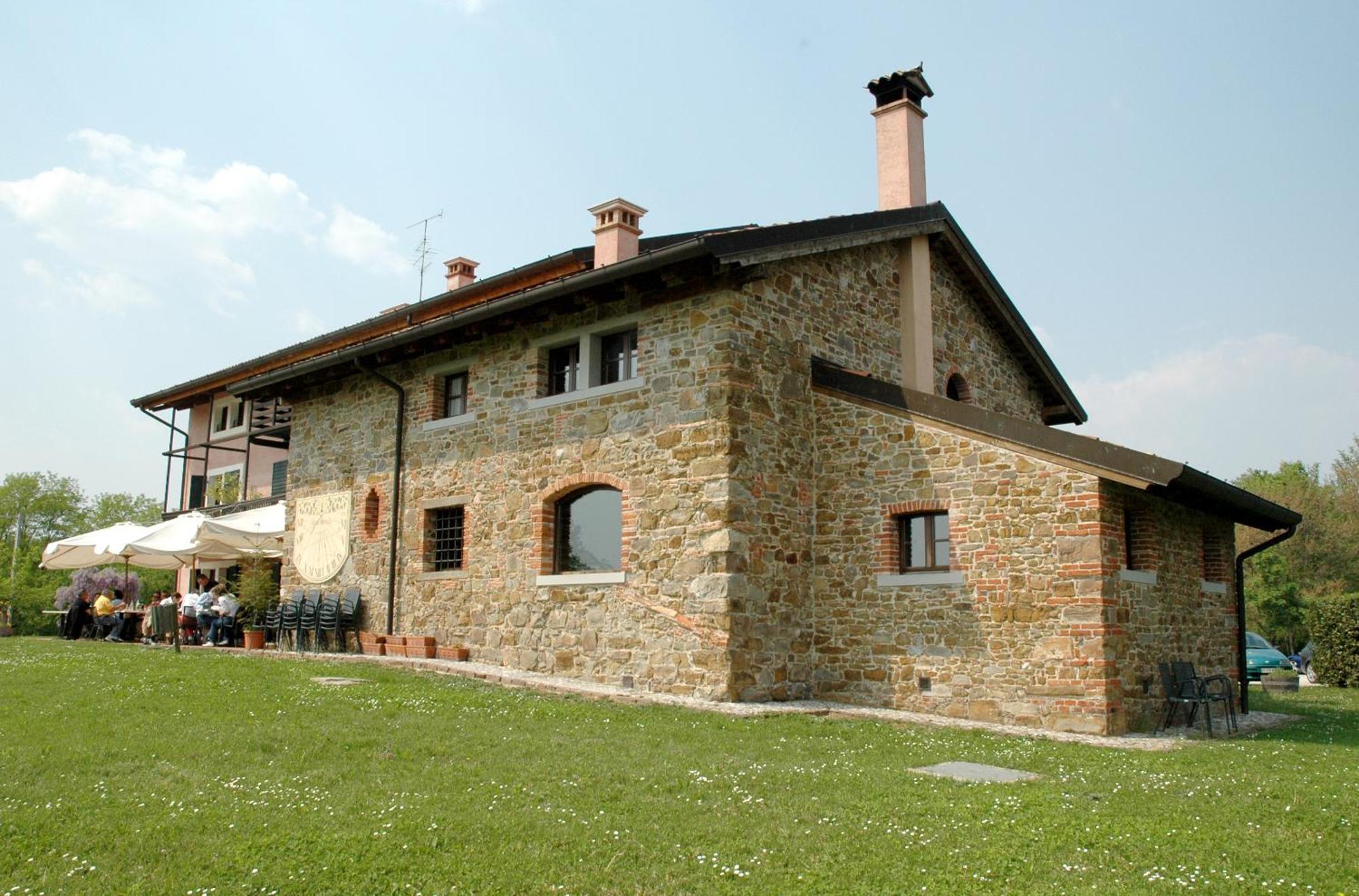 Agriturismo Scacciapensieri Buttrio Kültér fotó